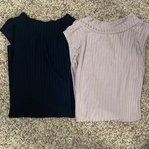 Grace & Lace ribbed mock neck sleeveless shirt.